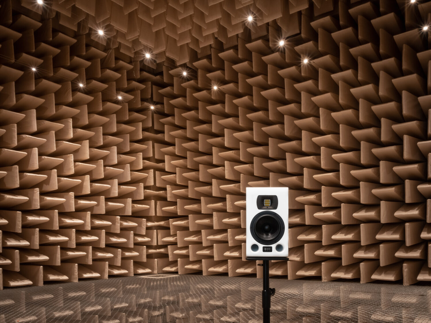 Type 07 MK2 anechoic chamber